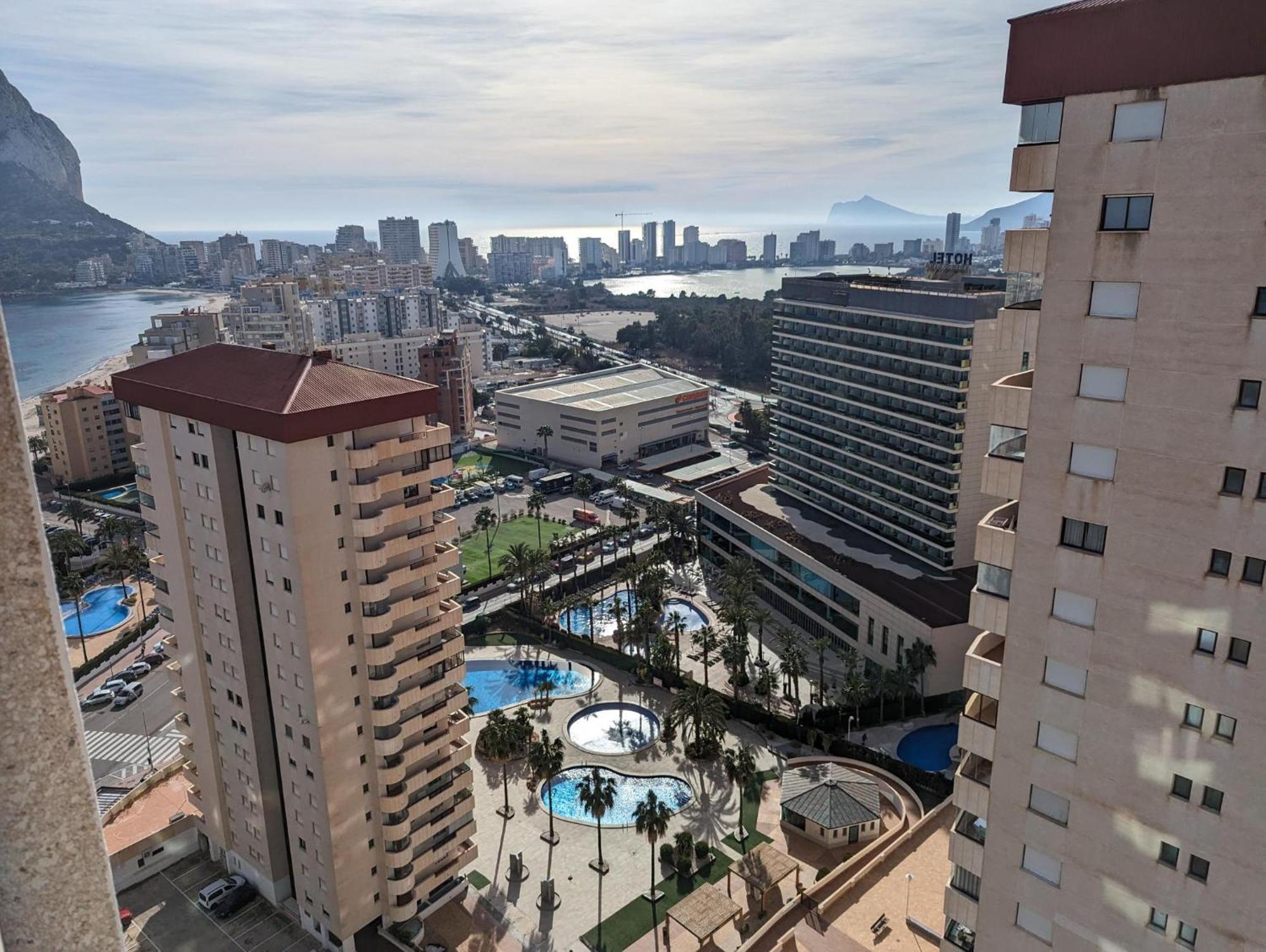 100 M From Fossa Beach In Calpe Exterior photo