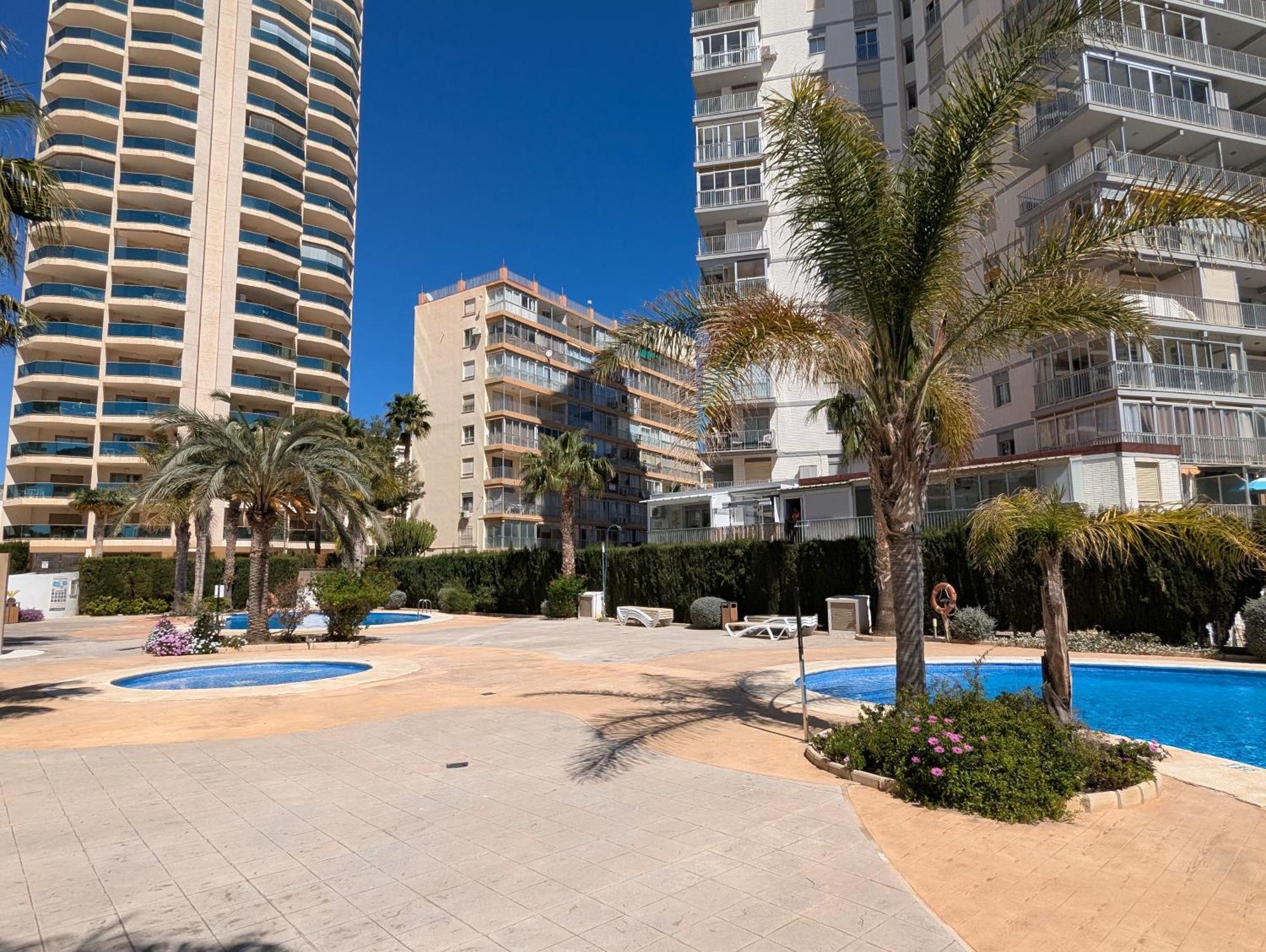 100 M From Fossa Beach In Calpe Exterior photo