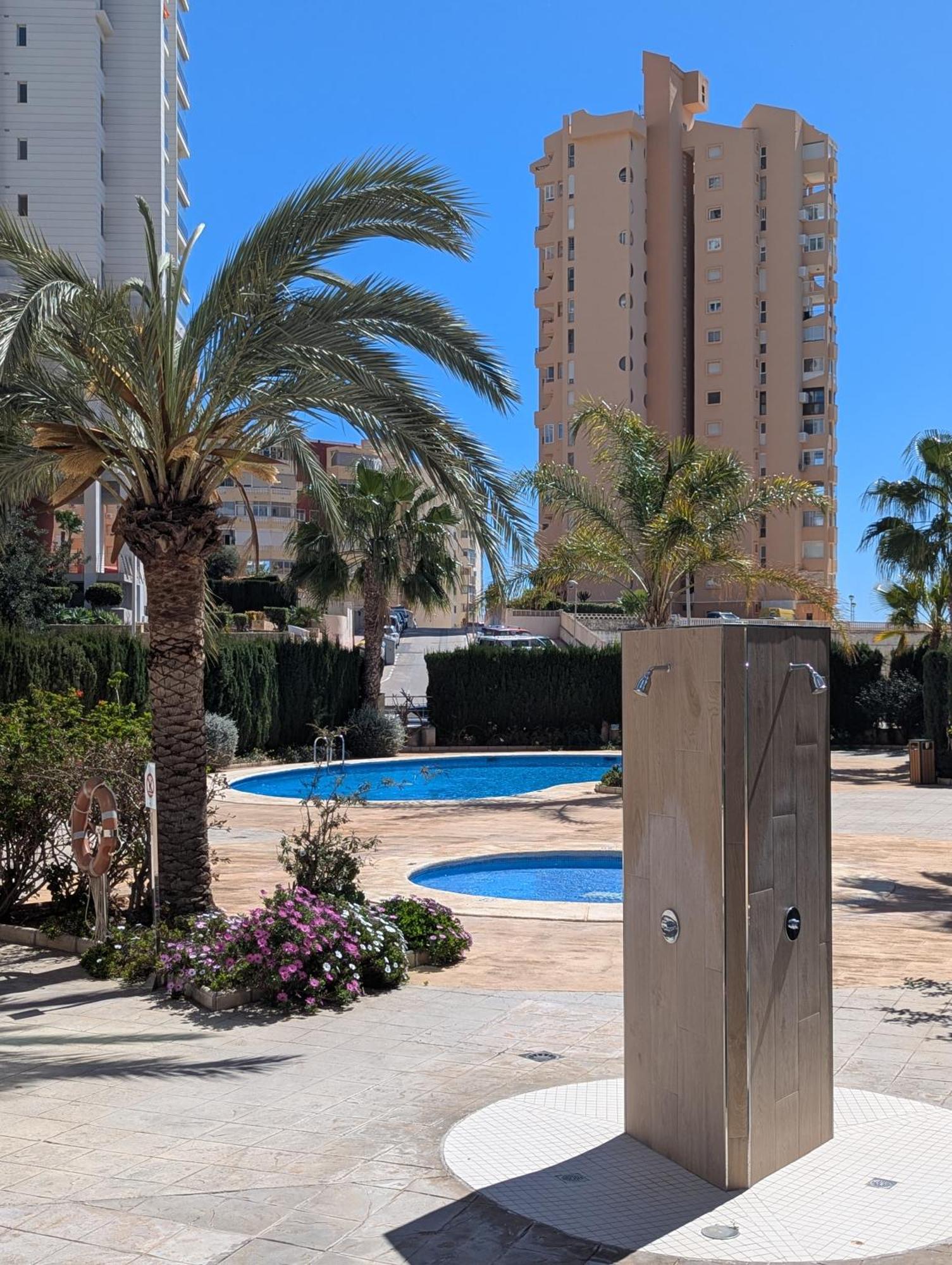 100 M From Fossa Beach In Calpe Exterior photo